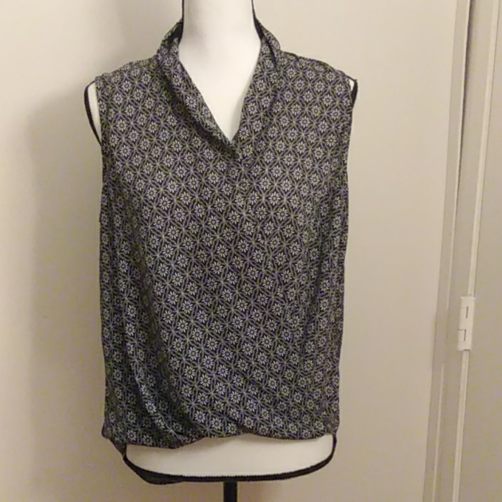 Everleigh Anthropologie top faux wrap floral Sm